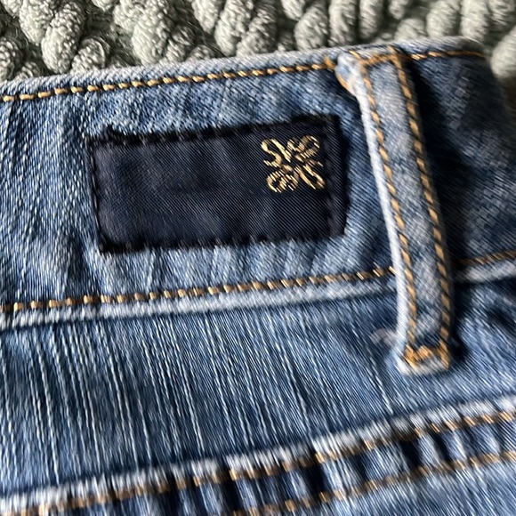 Simply Vera Wang Jeans - Picture 5 of 11